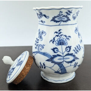 Vintage Blue Danube Blue Onion Candy Jar with Cork Lid 6.5" Ribbon Banner Mark